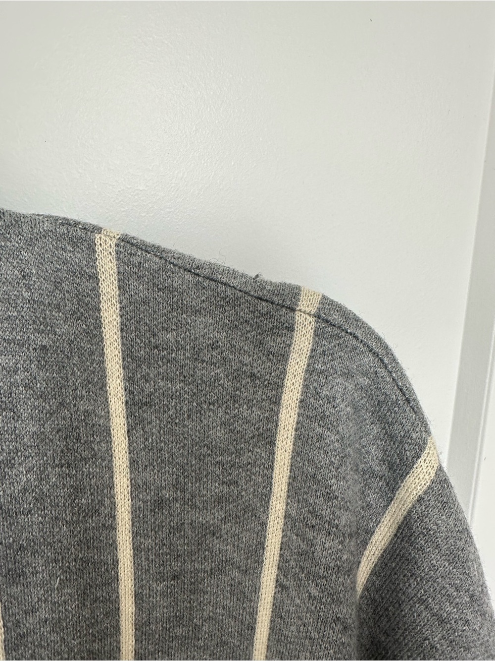 La Fée Verte Gray & Cream Geometric Open Front Knit Poncho Cardigan Size L - Picture 4 of 5